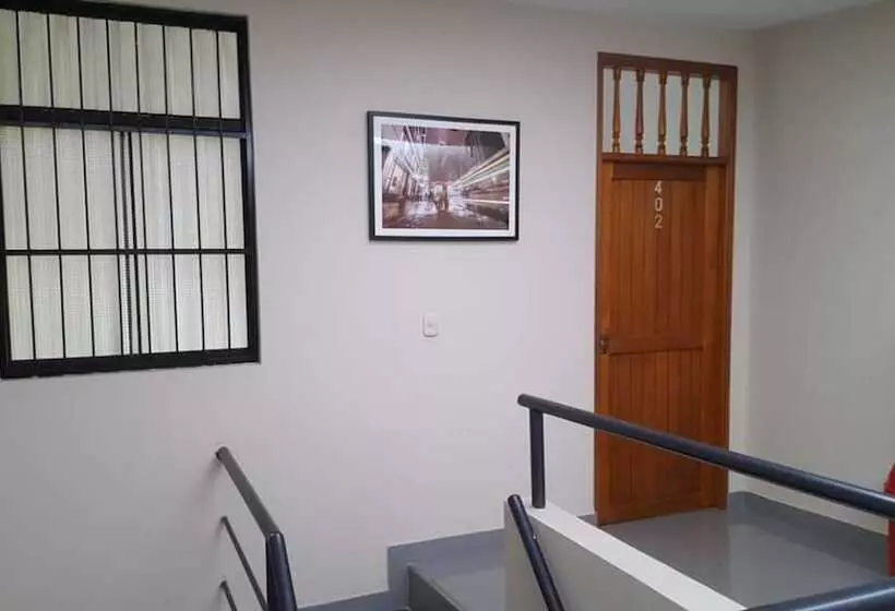 Hostelli Vista  Real Hospedaje