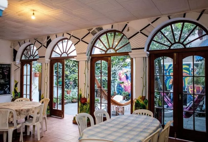 Hostel Casa Blanca Tarija