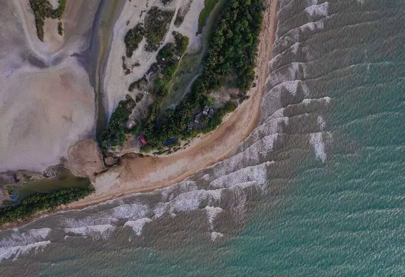 Hotelli Awatawaa Ecolodge