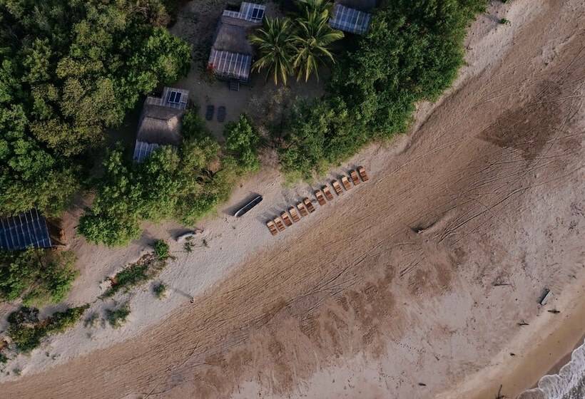 هتل Awatawaa Ecolodge