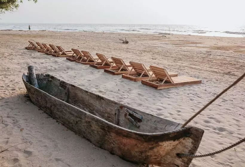 Hotelli Awatawaa Ecolodge