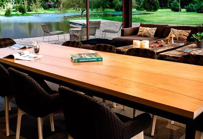 Hotelli Casamolle Villa & Golf