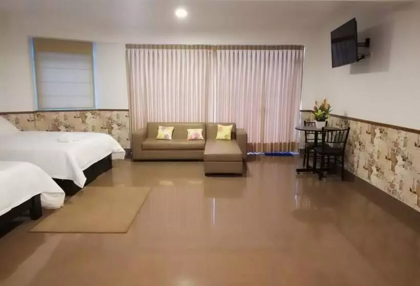 ホテル Costa Riviera