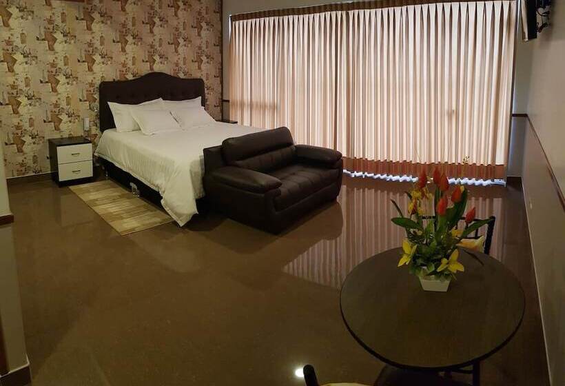 ホテル Costa Riviera