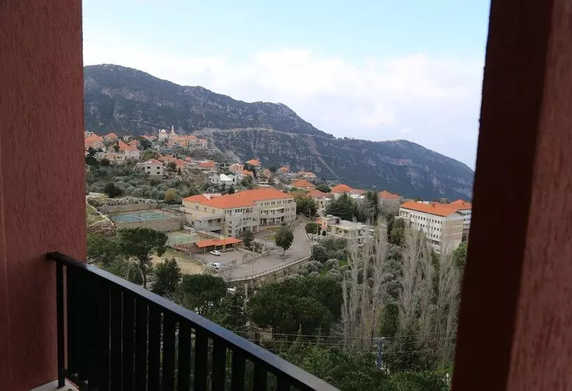 هتل Douma