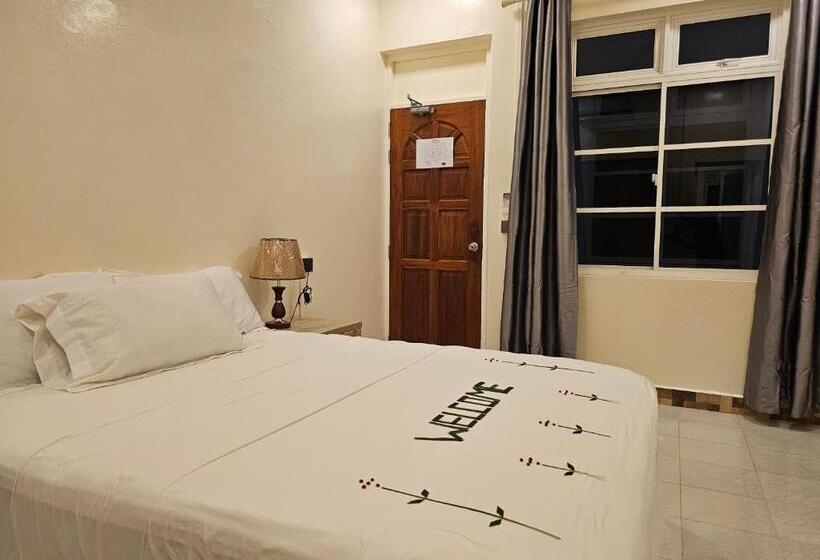 هتل Island Luxury Fehendhoo