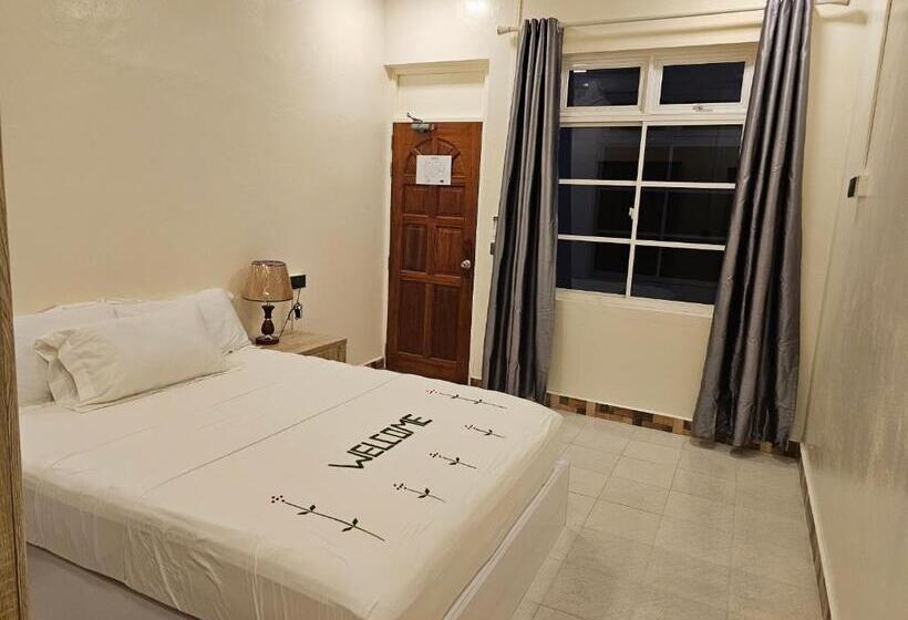 هتل Island Luxury Fehendhoo