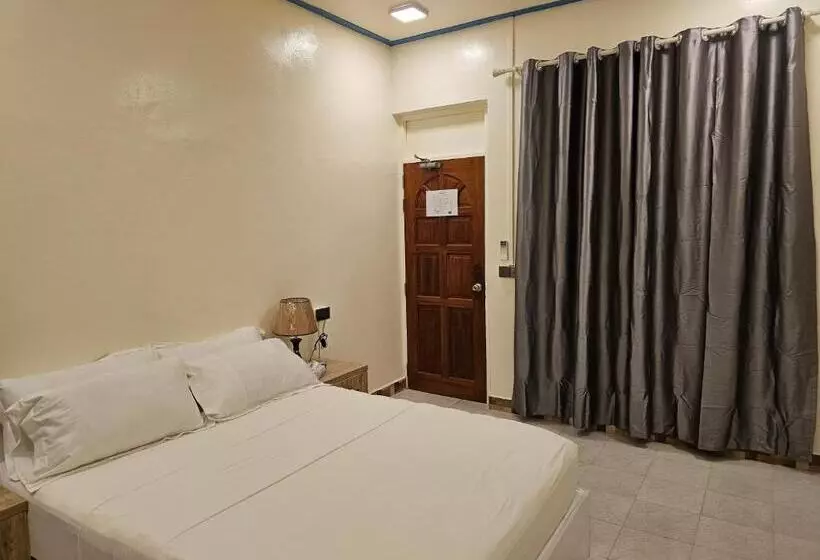 هتل Island Luxury Fehendhoo