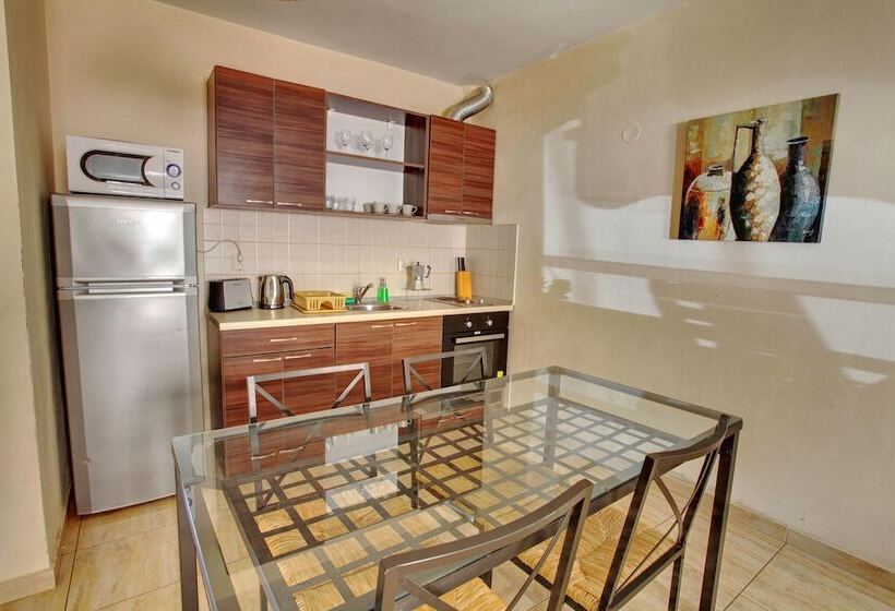 酒店 Stayinn Bellevue Apartments