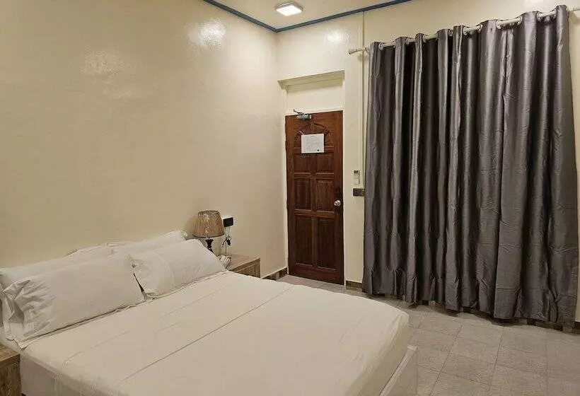 هتل Island Luxury Fehendhoo