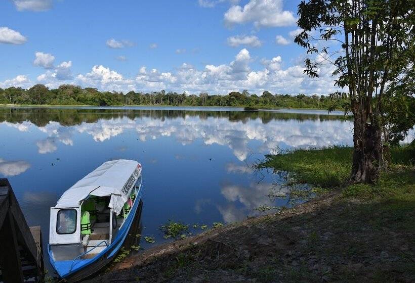 هتل Yaku Amazon Lodge & Expeditions