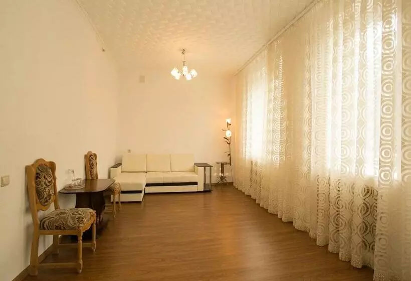 ホテル Zhemchuzhina Kavkaza