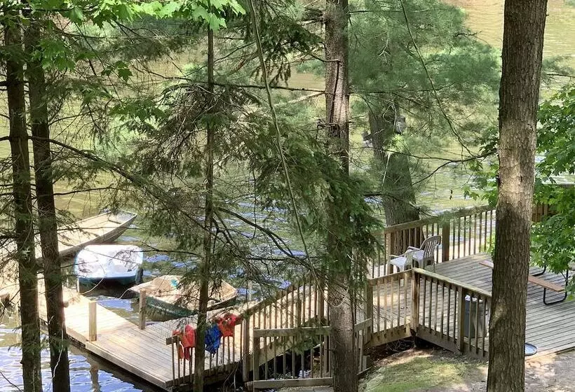 Lakeside Motel