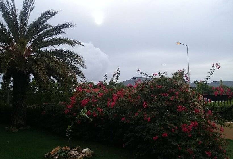 پانسیون Bouganville B&b