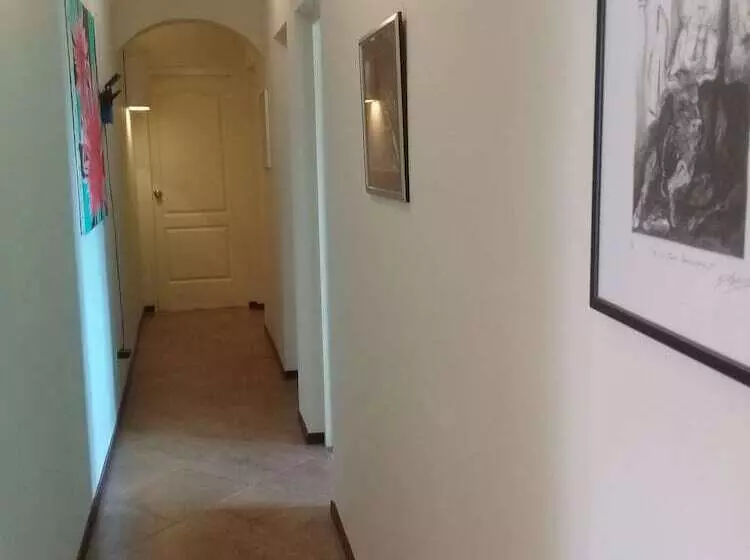 پانسیون Bouganville B&b