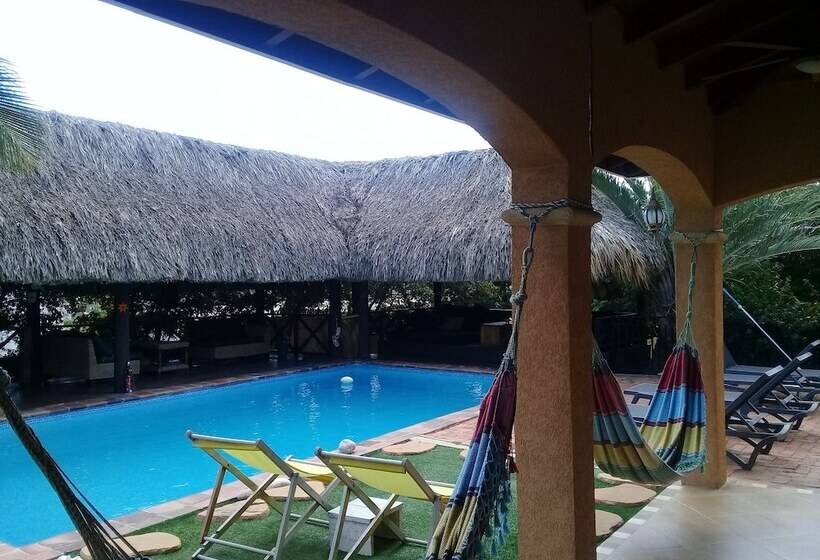 پانسیون Bouganville B&b