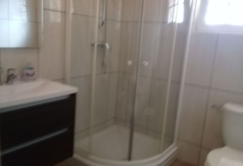 پانسیون Bouganville B&b