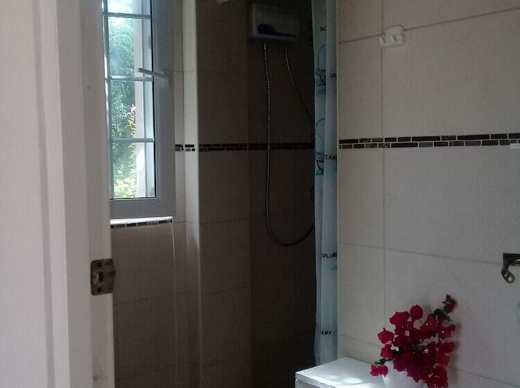 پانسیون Bouganville B&b