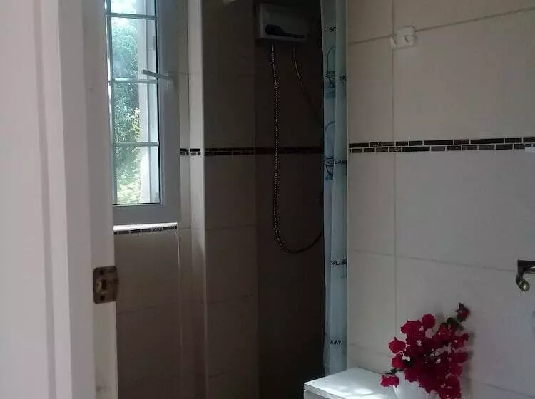 پانسیون Bouganville B&b