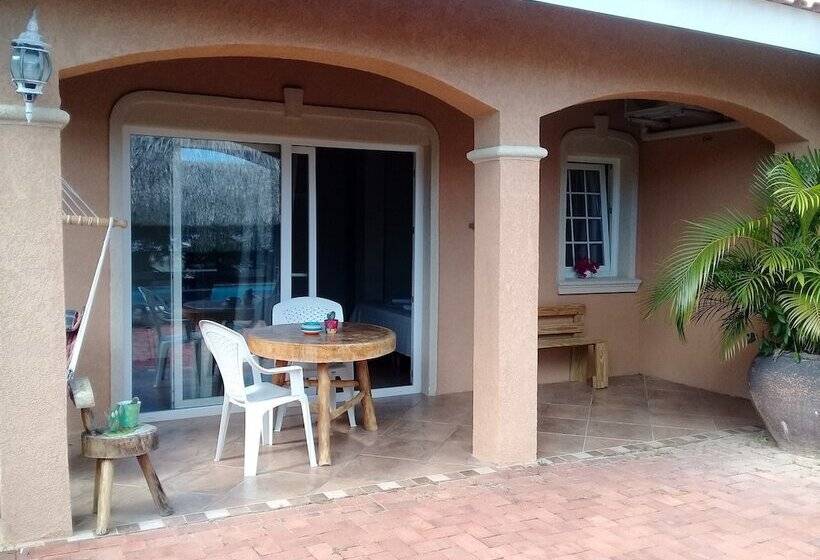 پانسیون Bouganville B&b