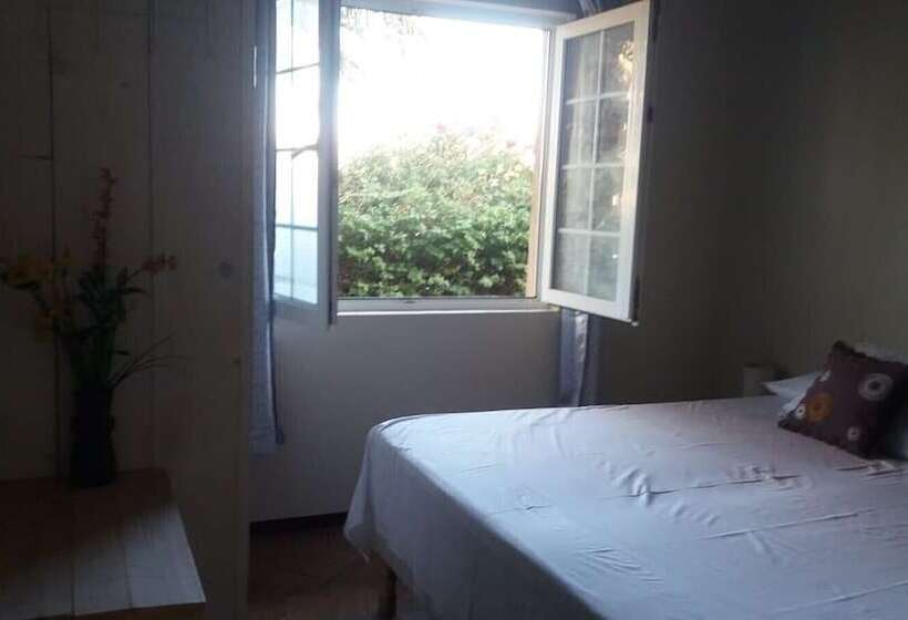 پانسیون Bouganville B&b