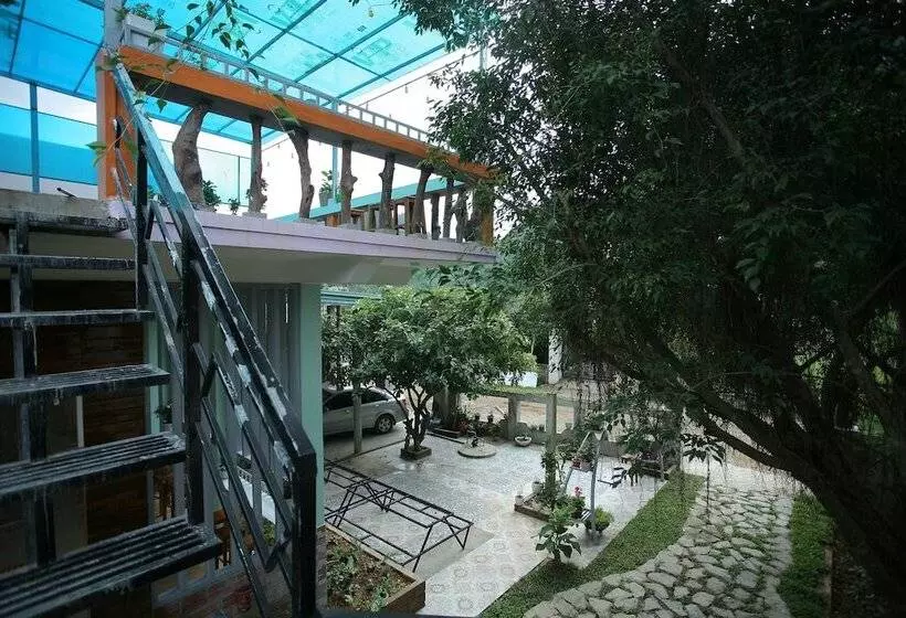 پانسیون Ngoc S Garden House