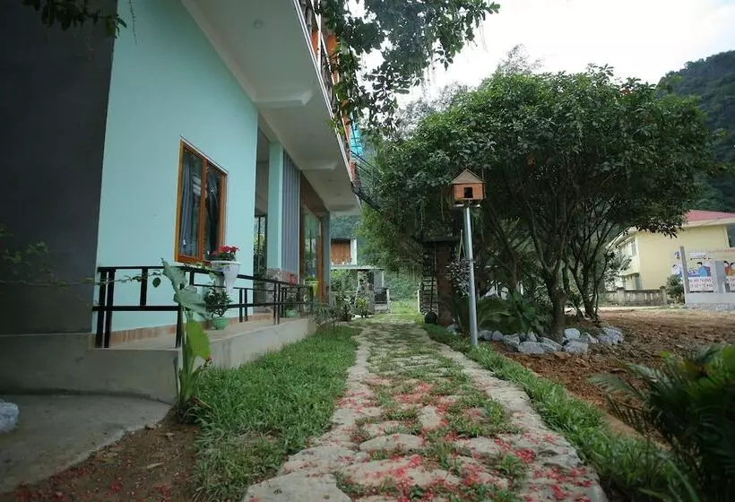 پانسیون Ngoc S Garden House