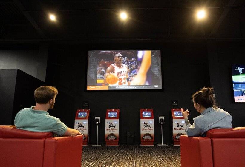 Wind River Hotel And Casino