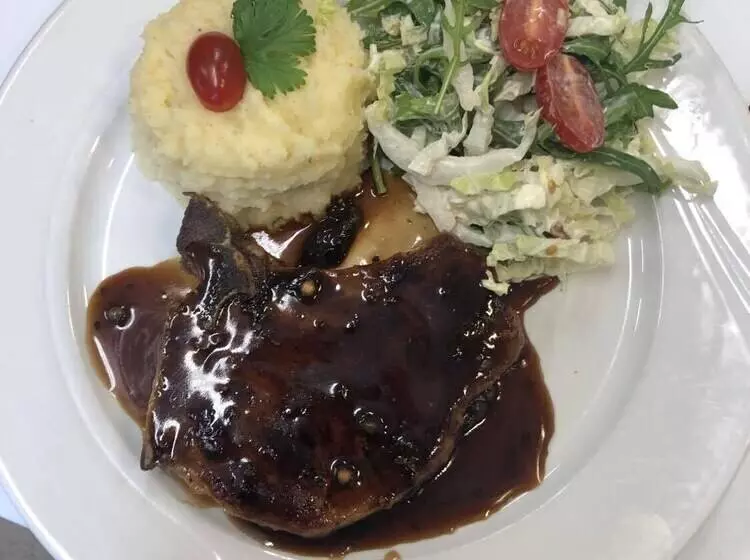 Beiarn Kro Og Hotell