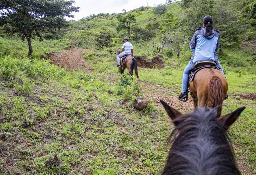 Horizonte Resort Hotel & Spa