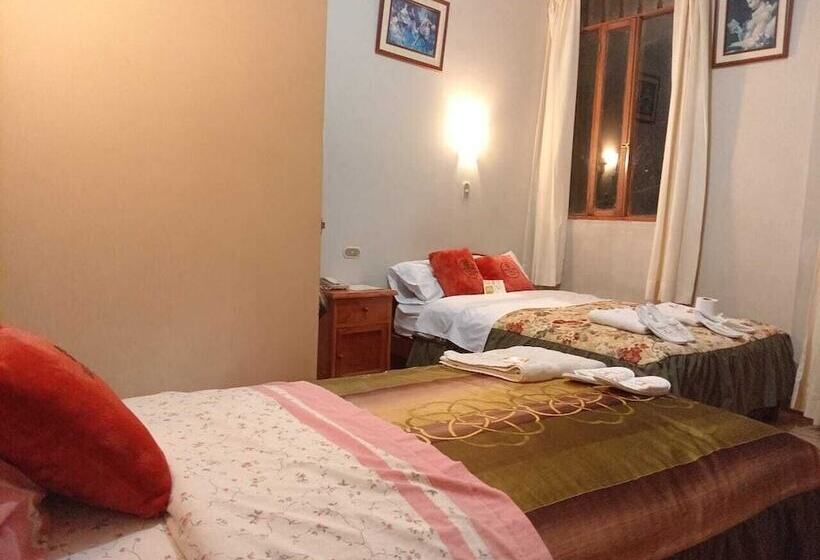 Hostal Cruz De Piedra