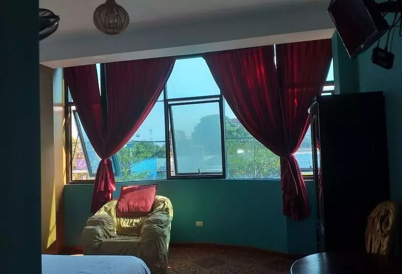هتل Arco Iris