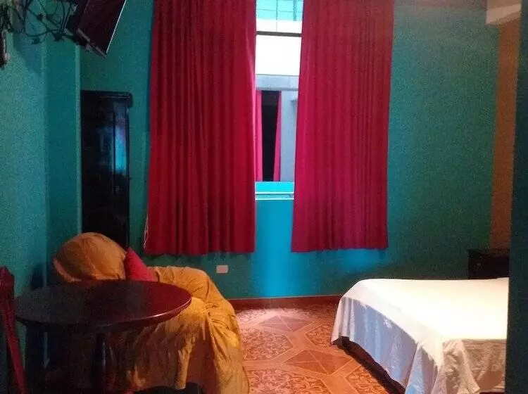 هتل Arco Iris