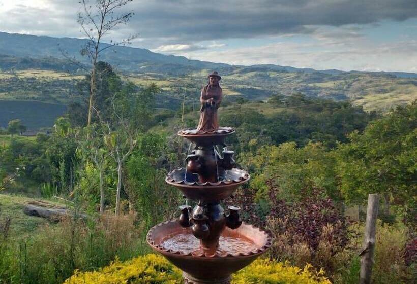 ホテル Posada Ecoturistica Villa Rouse