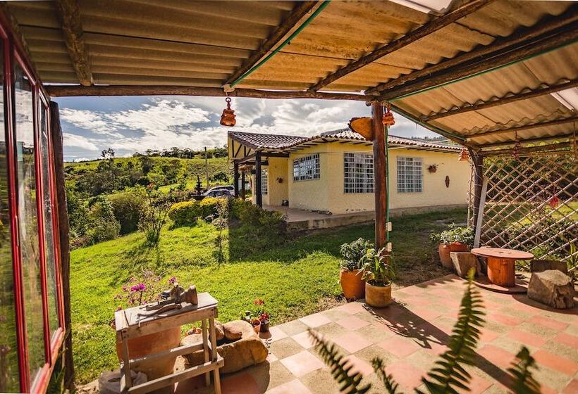 ホテル Posada Ecoturistica Villa Rouse