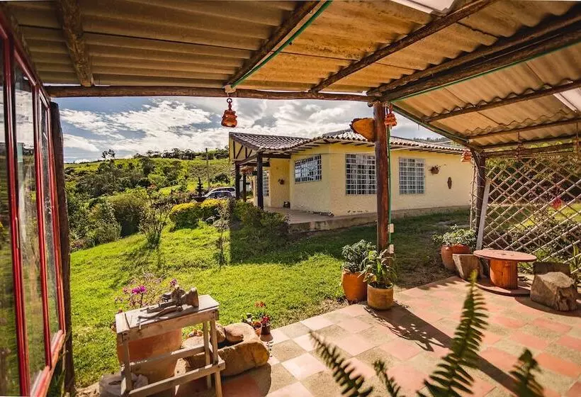 ホテル Posada Ecoturistica Villa Rouse