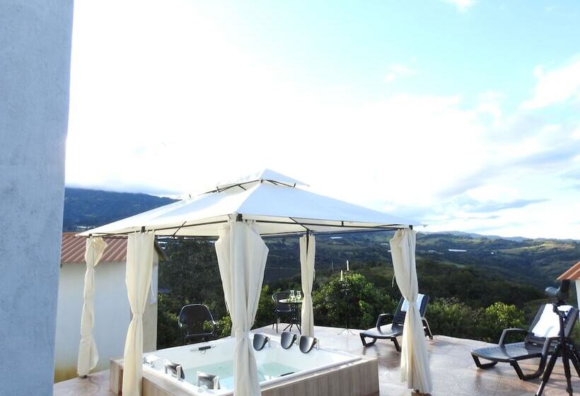 ホテル Posada Ecoturistica Villa Rouse