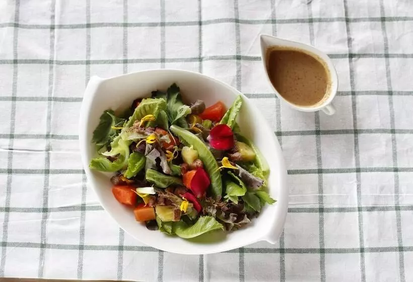 Hotelli Rai Ruen Rom Organic Farm