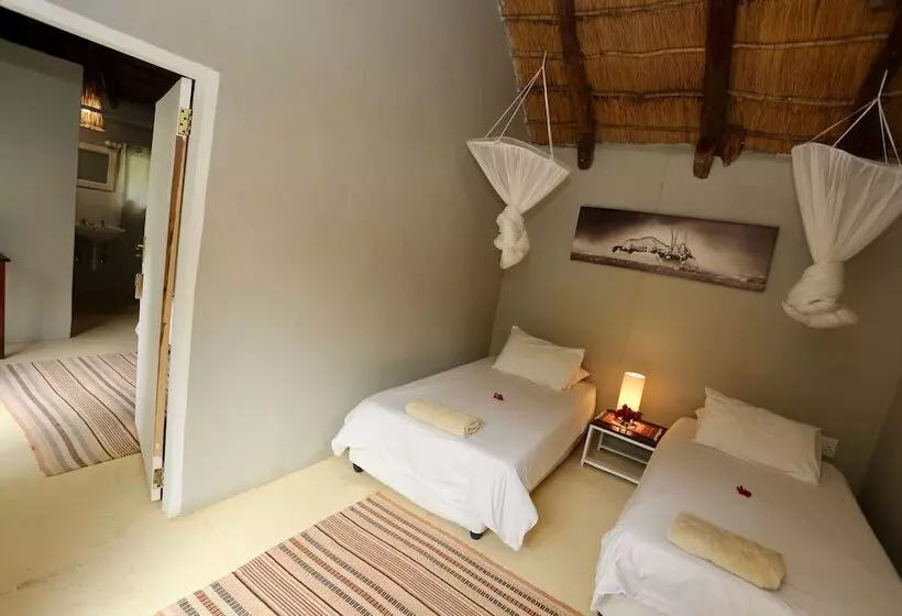 هتل Rainbow River Lodge