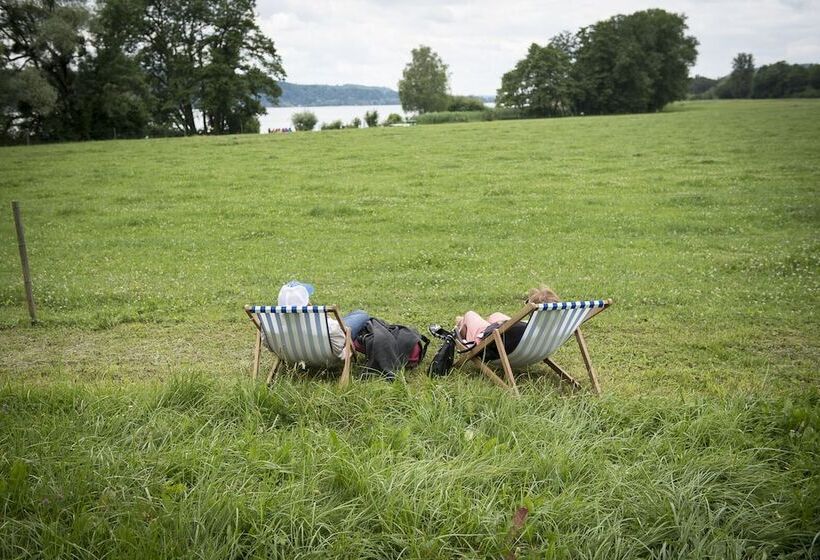 בית מלון כפרי St. Petersinsel