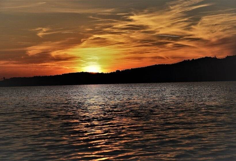 בית מלון כפרי St. Petersinsel