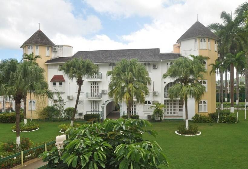 Ocho Rios Sandcastles Ocean View Fantastic Location Sleeps 4