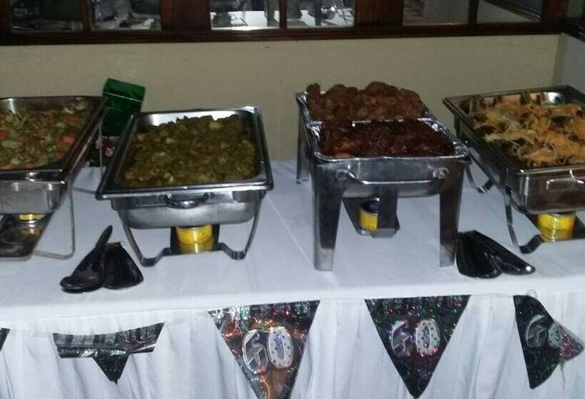 Ocho Rios Sandcastles Ocean View Fantastic Location Sleeps 4