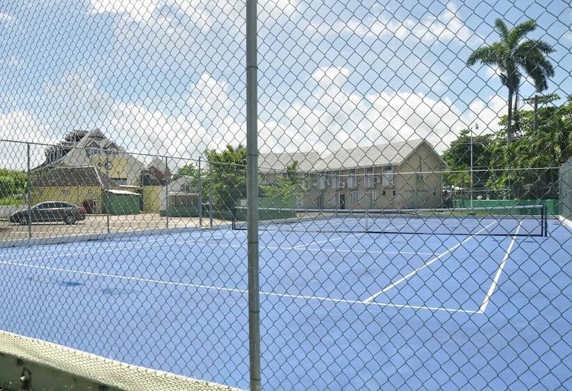 Ocho Rios Sandcastles Ocean View Fantastic Location Sleeps 4