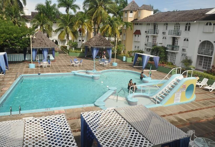 Ocho Rios Sandcastles Ocean View Fantastic Location Sleeps 4