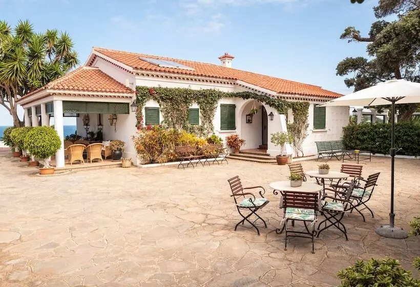 Majatalo Malpais Trece