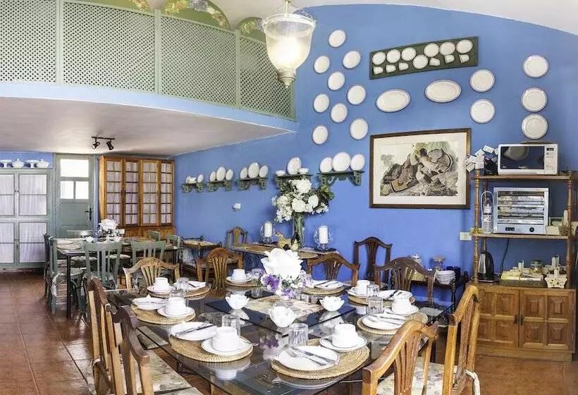 Majatalo Malpais Trece