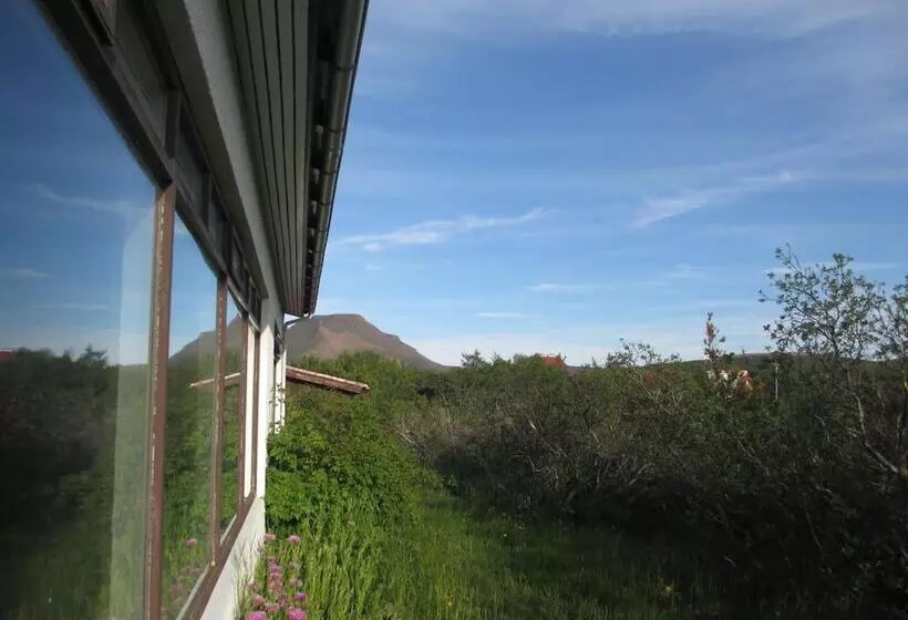 پانسیون Dettifoss Guesthouse