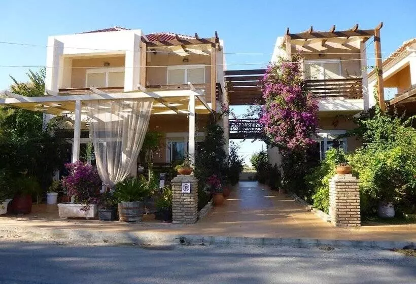 Majatalo Giovanni Mare