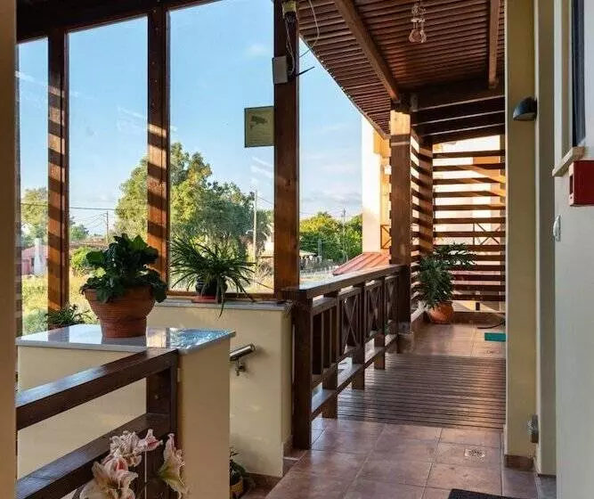 Majatalo Giovanni Mare